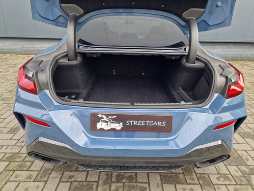BMW 8 Serie - Afbeelding 17 van 30
