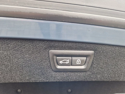 BMW 8 Serie - Afbeelding 18 van 30