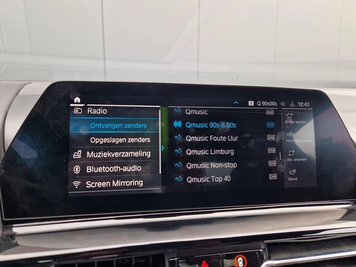 BMW 8 Serie - Afbeelding 26 van 30