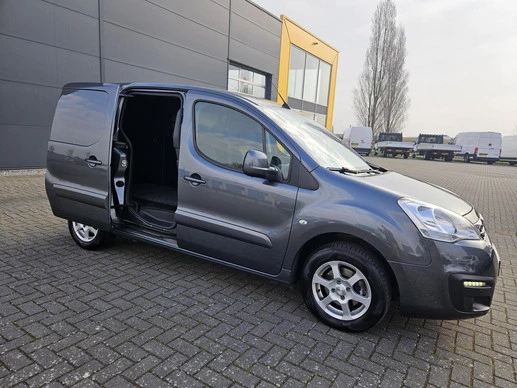 Peugeot Partner - Afbeelding 2 van 30