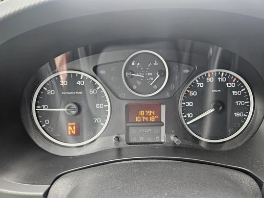 Peugeot Partner - Afbeelding 6 van 30