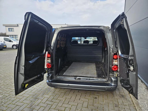 Peugeot Partner - Afbeelding 18 van 30