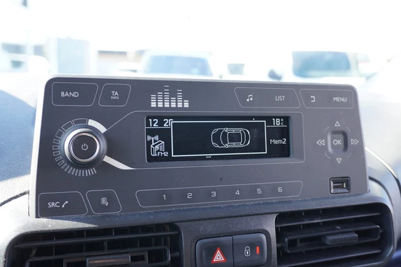 Peugeot Partner - Afbeelding 13 van 18