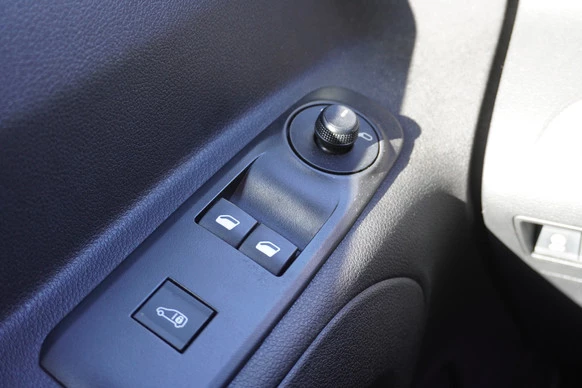 Peugeot Partner - Afbeelding 16 van 18