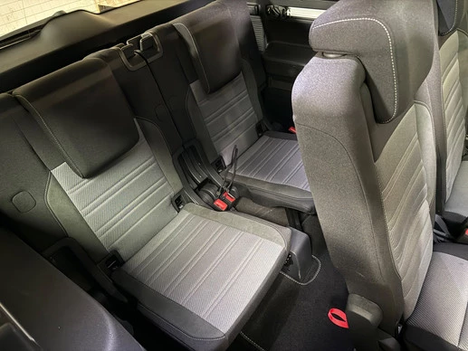 Volkswagen Touran - Afbeelding 14 van 30