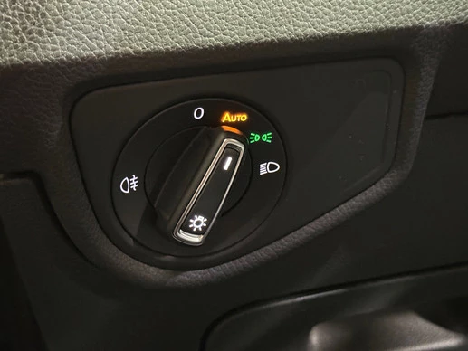 Volkswagen Touran - Afbeelding 17 van 30