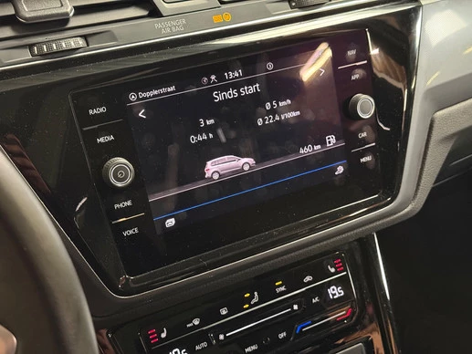 Volkswagen Touran - Afbeelding 21 van 30