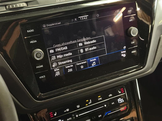 Volkswagen Touran - Afbeelding 28 van 30