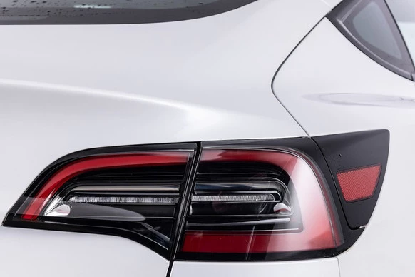 Tesla Model 3 - Afbeelding 27 van 30