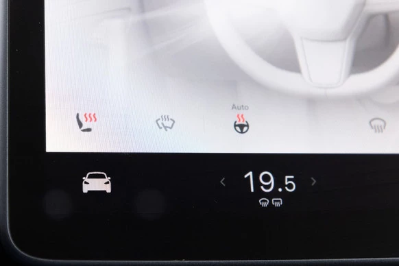 Tesla Model 3 - Afbeelding 19 van 30