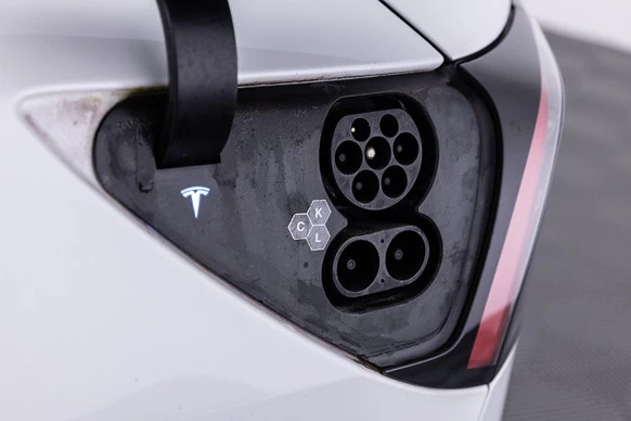 Tesla Model 3 - Afbeelding 26 van 30