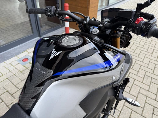 Yamaha MT 09 - Afbeelding 8 van 17