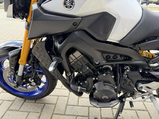 Yamaha MT 09 - Afbeelding 12 van 17