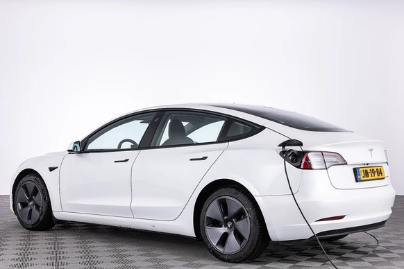Tesla Model 3 - Afbeelding 3 van 30