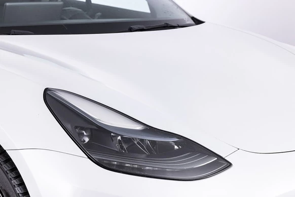 Tesla Model 3 - Afbeelding 30 van 30
