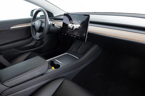 Tesla Model 3 - Afbeelding 4 van 30