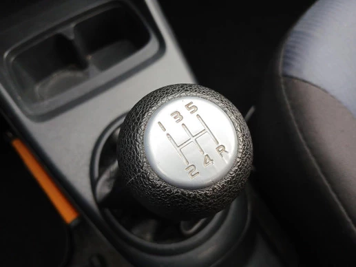 Suzuki Alto - Afbeelding 21 van 22