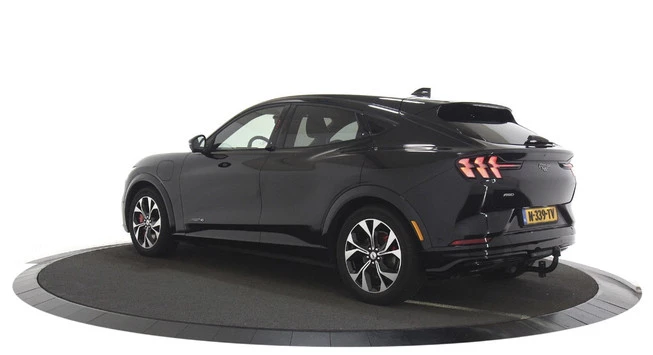 Ford Mustang Mach-E - Afbeelding 8 van 19