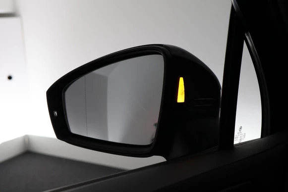 Volkswagen Tiguan - Afbeelding 8 van 30