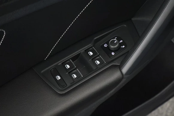 Volkswagen Tiguan - Afbeelding 19 van 30