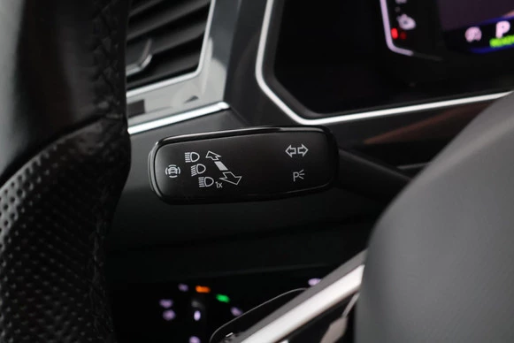 Volkswagen Tiguan - Afbeelding 21 van 30