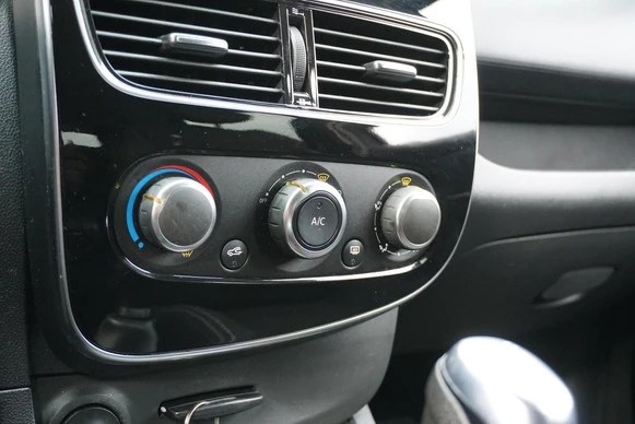 Renault Clio - Afbeelding 21 van 26