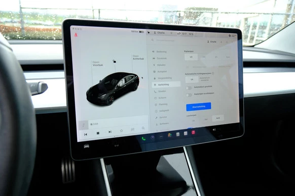 Tesla Model 3 - Afbeelding 16 van 30