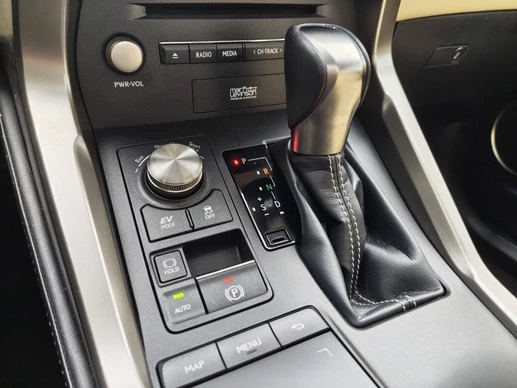 Lexus NX - Afbeelding 26 van 30