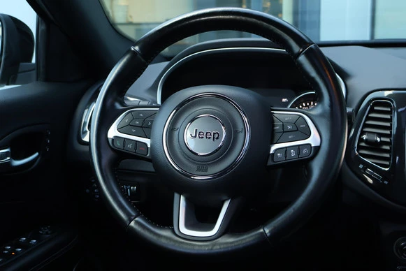 Jeep Compass - Afbeelding 17 van 30