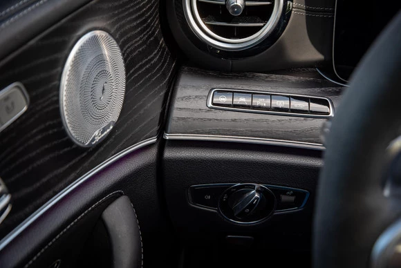 Mercedes-Benz E-Klasse - Afbeelding 23 van 30