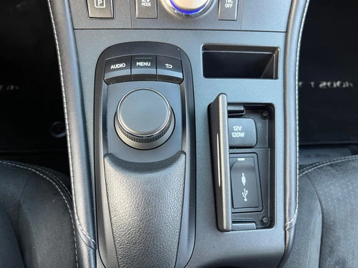 Lexus CT - Afbeelding 18 van 30