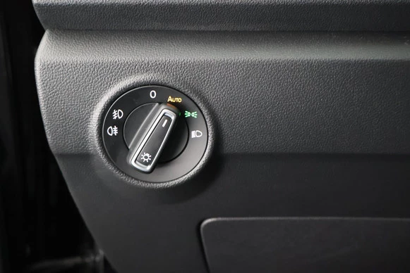 Volkswagen T-Roc - Afbeelding 15 van 30