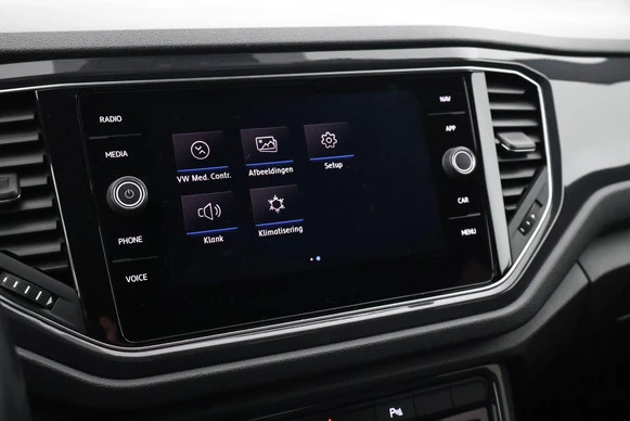 Volkswagen T-Roc - Afbeelding 27 van 30