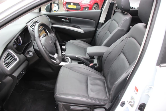 Suzuki S-Cross - Afbeelding 8 van 30