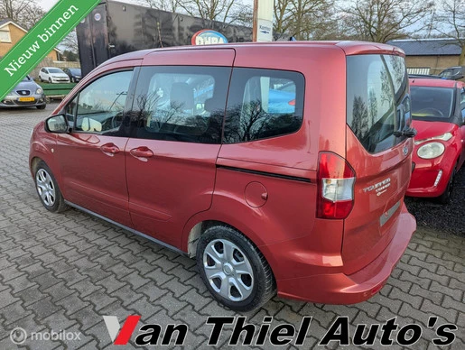 Ford Tourneo Courier - Afbeelding 3 van 11