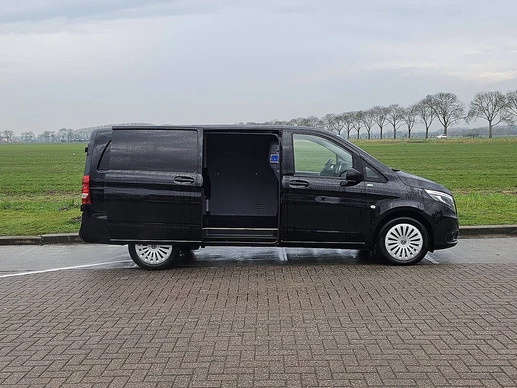 Mercedes-Benz Vito - Afbeelding 12 van 15