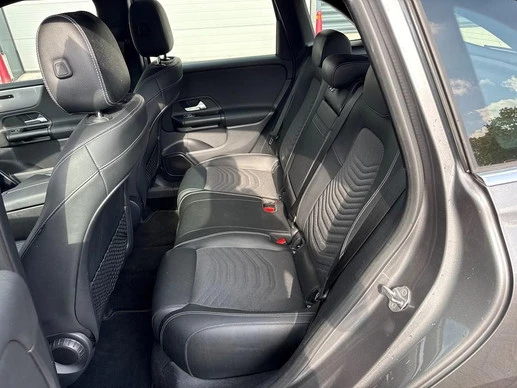 Mercedes-Benz B-Klasse - Afbeelding 10 van 24