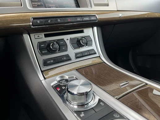 Jaguar XF - Afbeelding 23 van 30