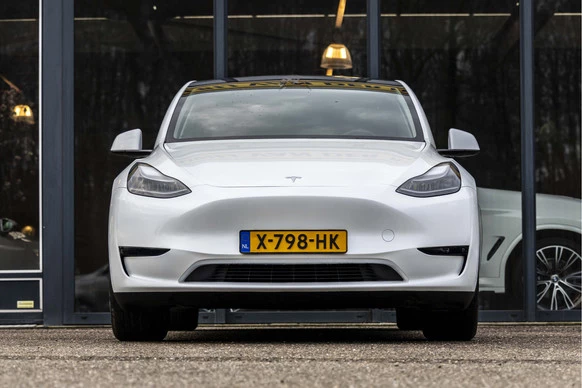 Tesla Model Y - Afbeelding 2 van 30