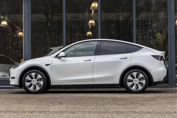 Tesla Model Y - Afbeelding 8 van 30