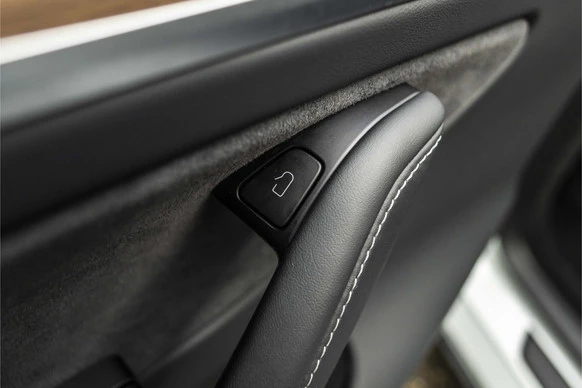 Tesla Model Y - Afbeelding 24 van 30