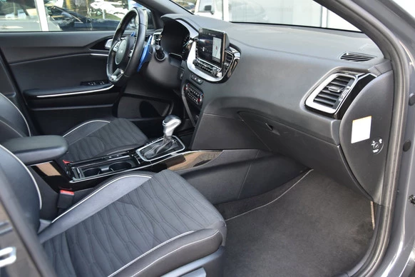 Kia Ceed - Afbeelding 19 van 27