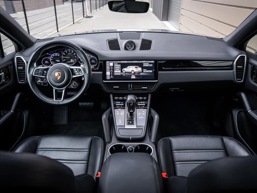 Porsche Cayenne - Afbeelding 2 van 30