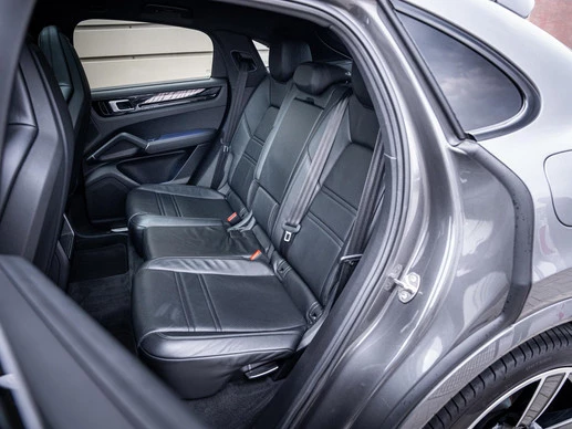 Porsche Cayenne - Afbeelding 28 van 30