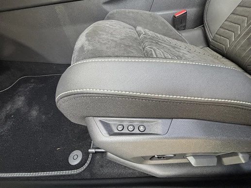 Peugeot e-3008 - Afbeelding 18 van 30