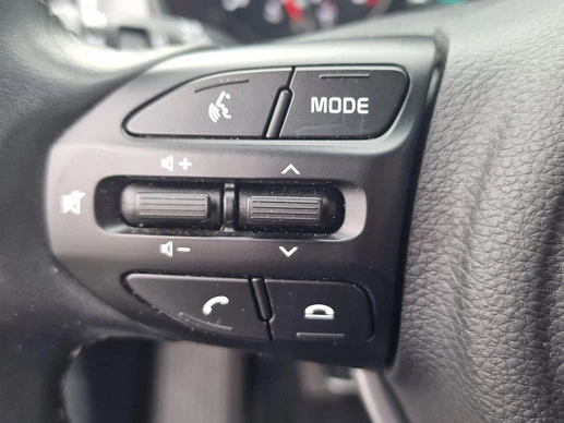 Kia Stonic - Afbeelding 17 van 30