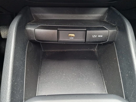 Kia Stonic - Afbeelding 21 van 30