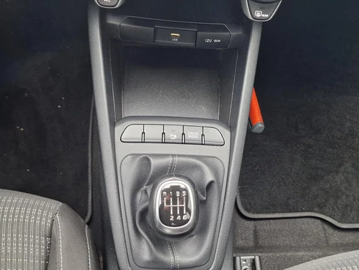 Kia Stonic - Afbeelding 22 van 30