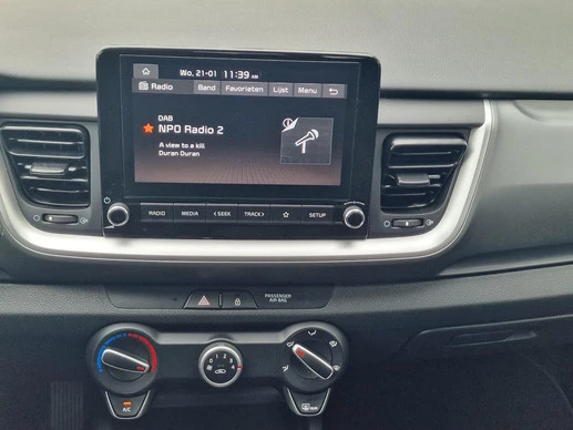 Kia Stonic - Afbeelding 28 van 30