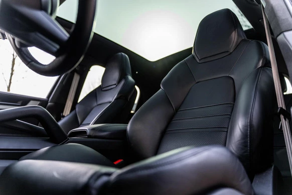 Porsche Cayenne - Afbeelding 10 van 30